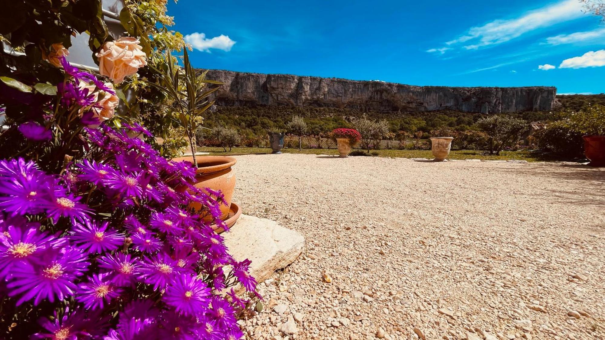 Gite La Madeleine Du Luberon. Lioux エクステリア 写真